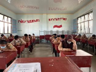 Ujian Sekolah kelas 9 berlangsung secara "online"